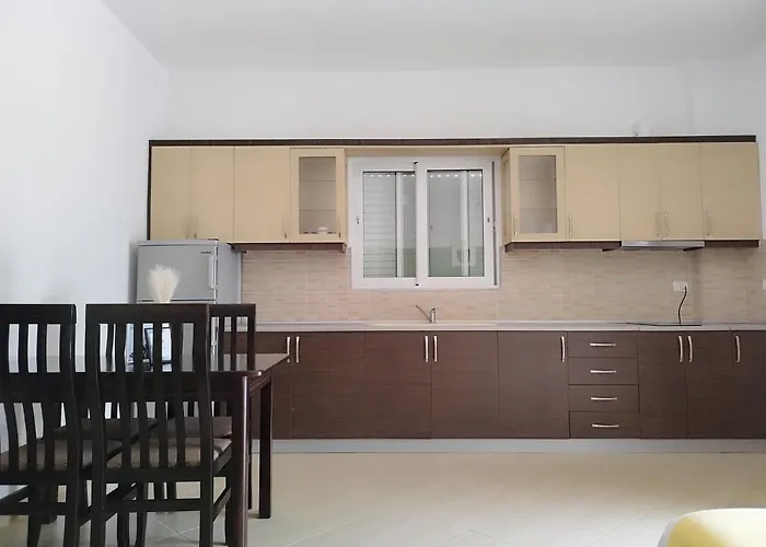 Iris Apartments Ksamil