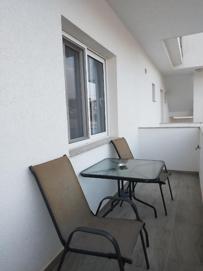 Iris Apartment