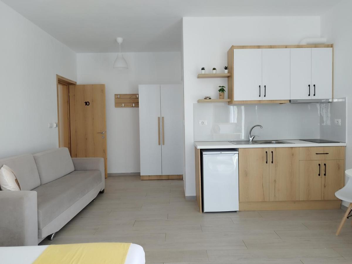Iris Apartment Ksamil