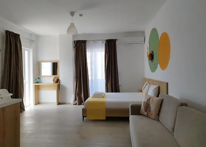 Iris Apartments Ksamil